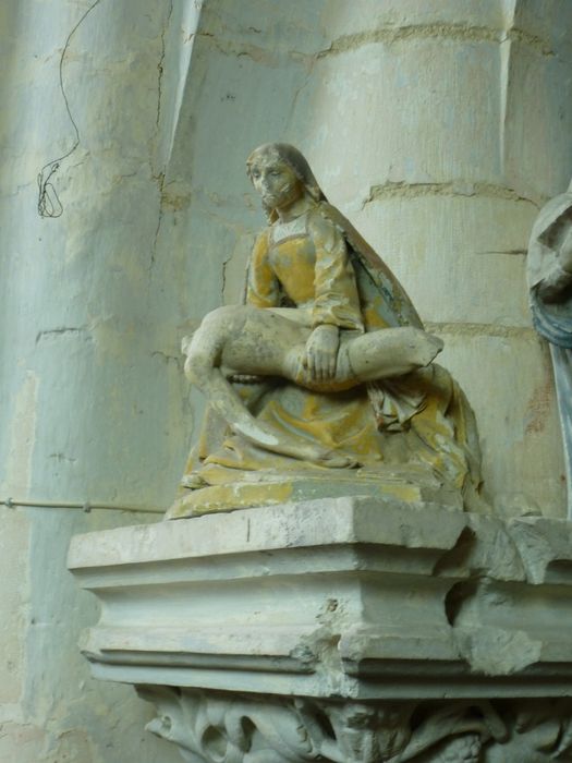statue : Vierge de Pitié - © Ministère de la Culture (France), Direction régionale des affaires culturelles de Bourgogne-Franche-Comté, tous droits réservés