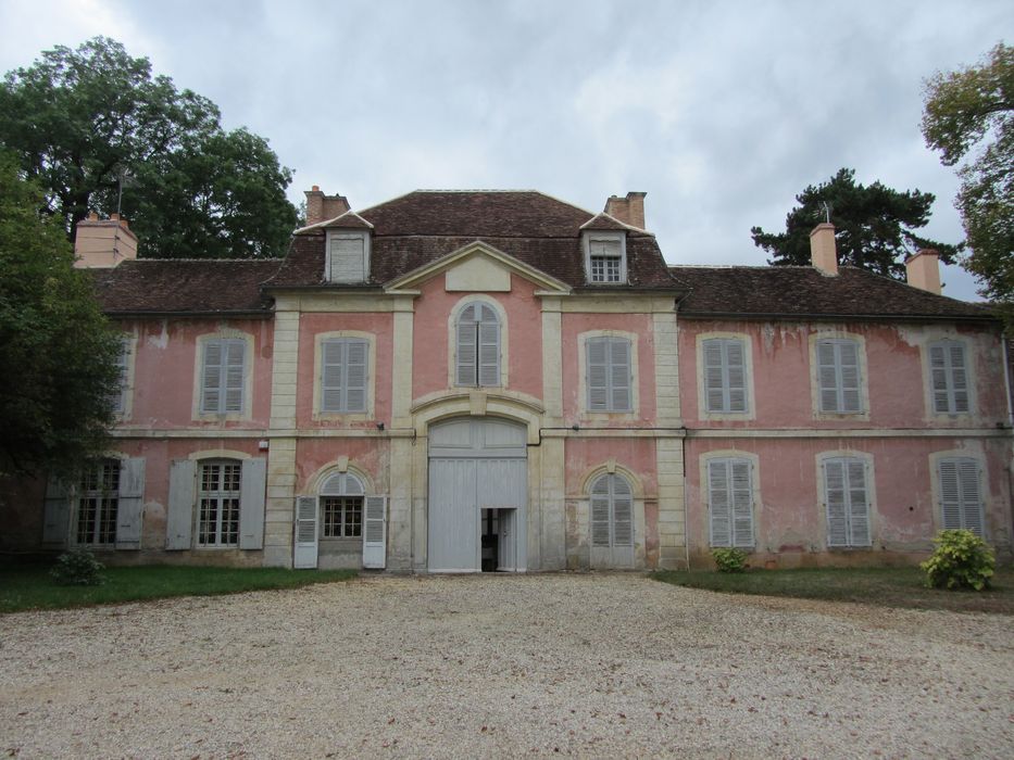 Château : Façade est, vue générale