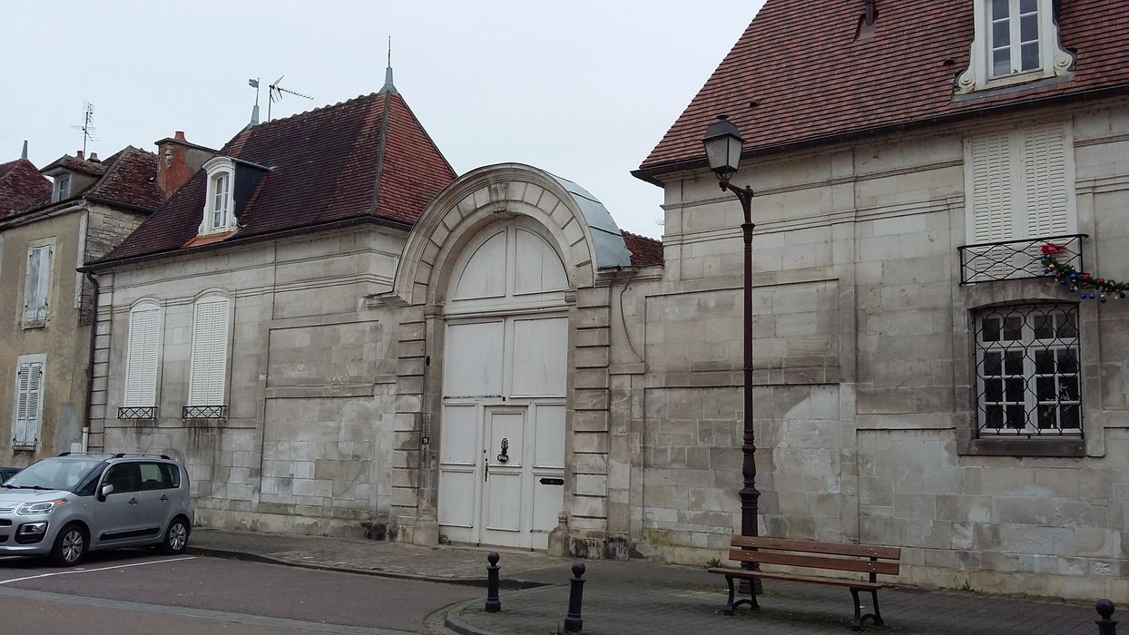 Maison : Ensemble sur rue, vue générale