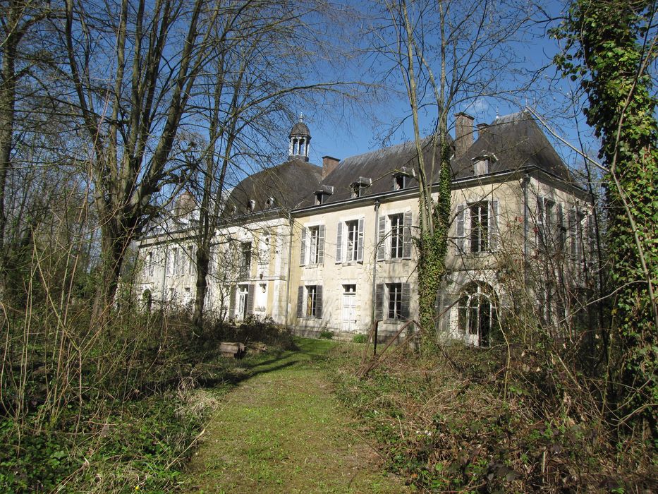 Château des Varennes : Ensemble ouest, vue générale