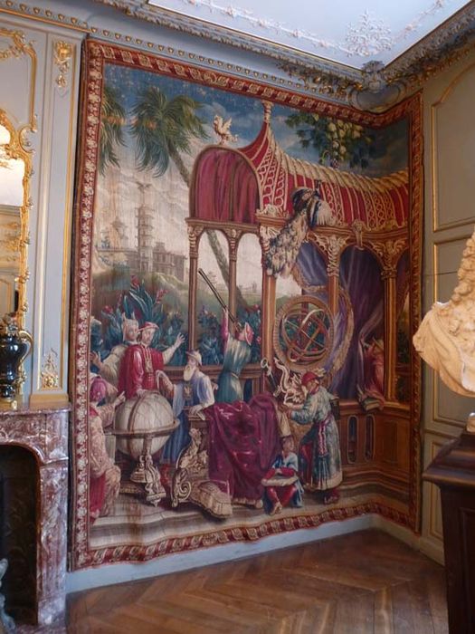 pièce murale de la Tenture de l'Empereur de Chine : Observatoire de Pékin (l') - © Ministère de la Culture (France), Direction régionale des affaires culturelles de Bourgogne-Franche-Comté – Diffusion restreinte