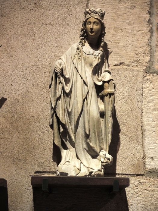 statue : sainte Catherine d'Alexandrie - © Ministère de la Culture (France), Direction Régionale des Affaires Culturelles de Bourgogne-Franche-Comté – Tous droits réservés