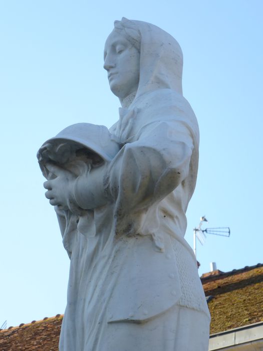 vue partielle du monument