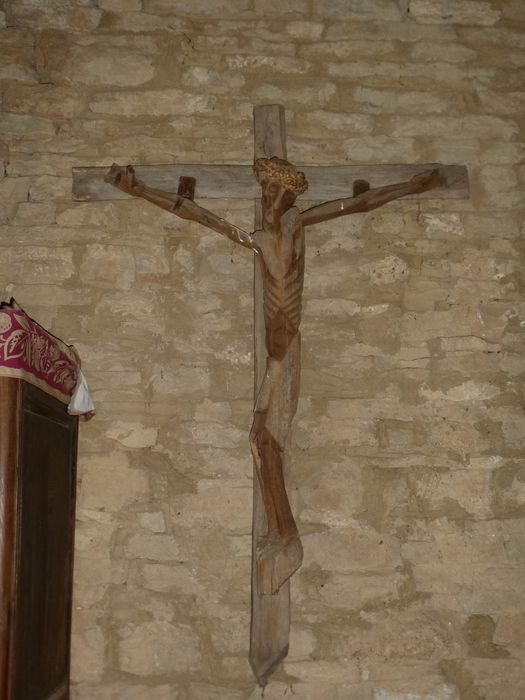 statue : Christ en croix