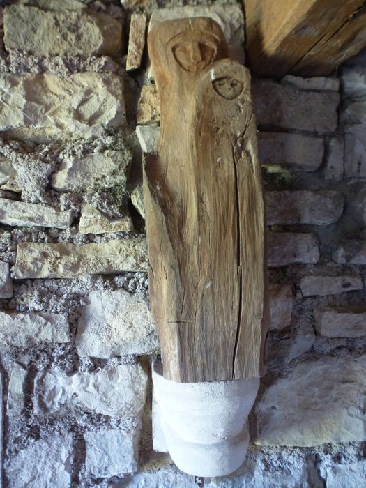 statue : Vierge à l'Enfant