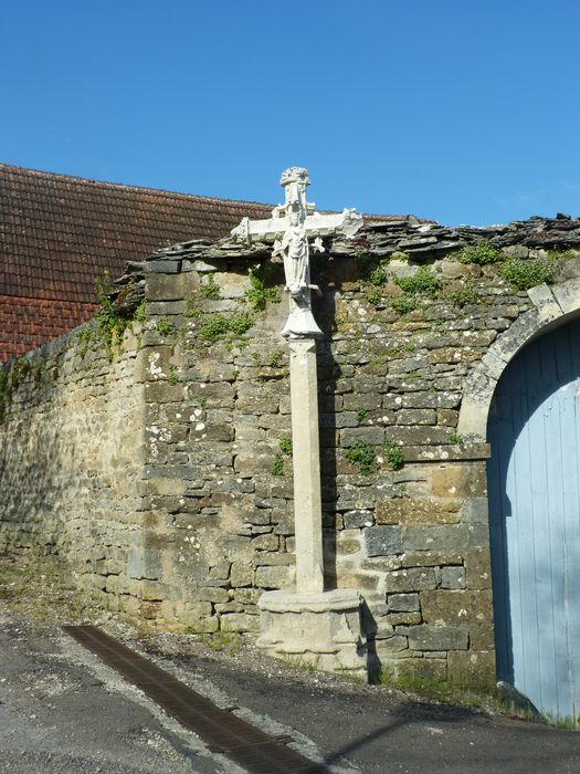 vue générale de la croix