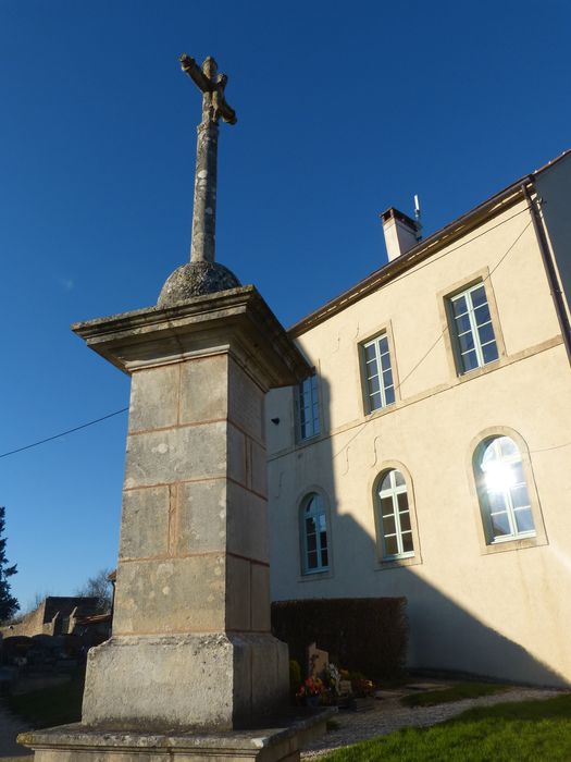 vue générale de la croix