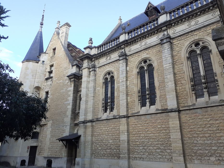 chapelle, façade latérale ouest, vue partielle