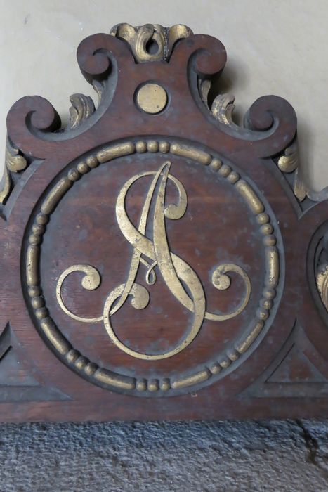 Retable, médaillon - Vue partielle