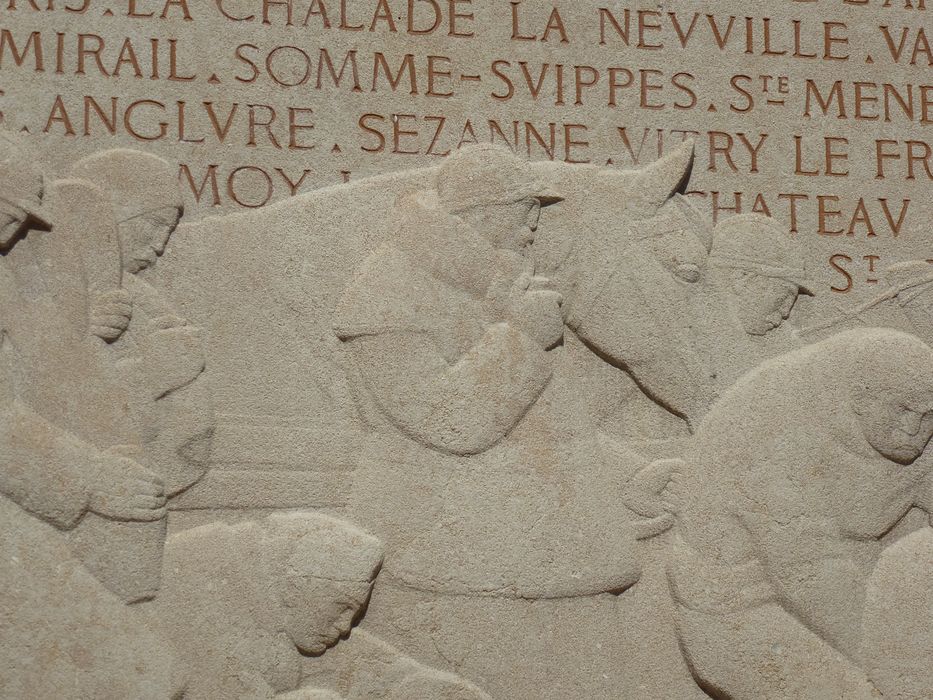 détail d’un bas-relief