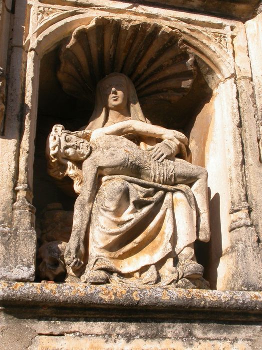 groupe sculpté : Vierge de pitié