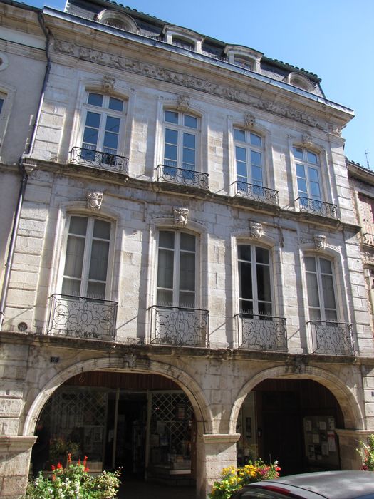 façade sur rue