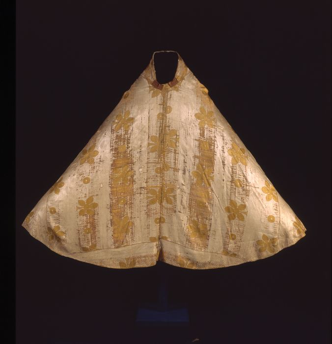 chasuble de saint Ebbon - © Ministère de la Culture (France), Direction Régionale des Affaires Culturelles de Bourgogne-Franche-Comté – Tous droits réservés