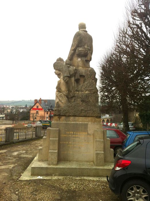 vue générale du monument