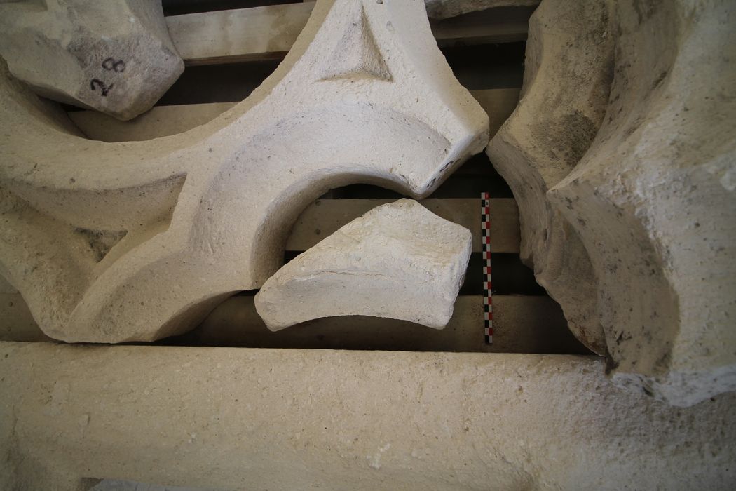 élément de balustrade (fragment de lobe)