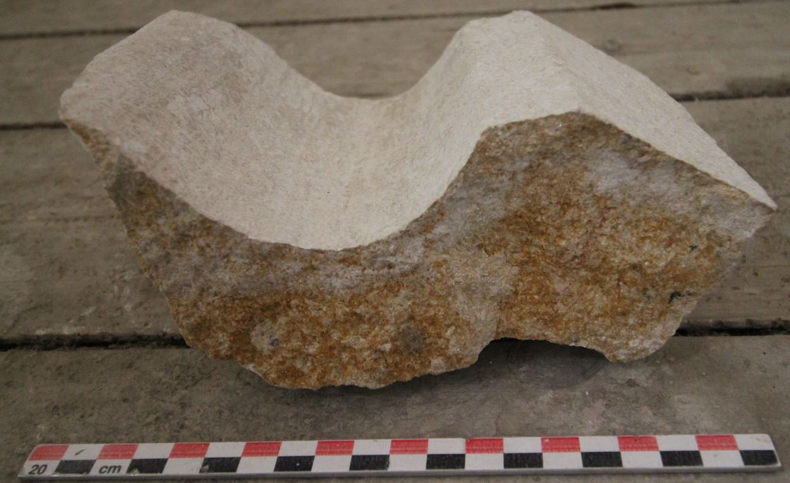 claveau d'ogive (fragment)