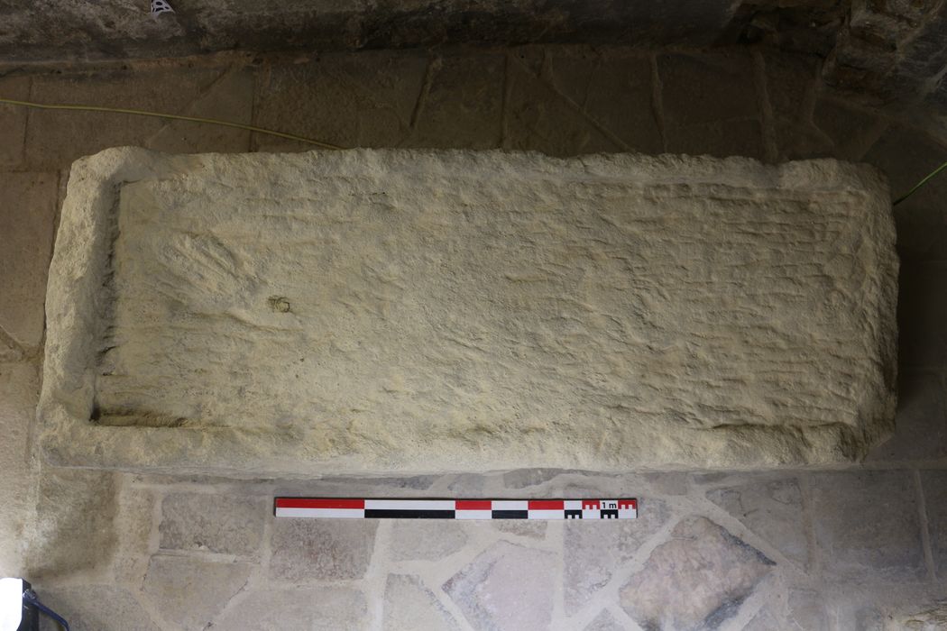 cuve du sarcophage attribué à saint Bénigne