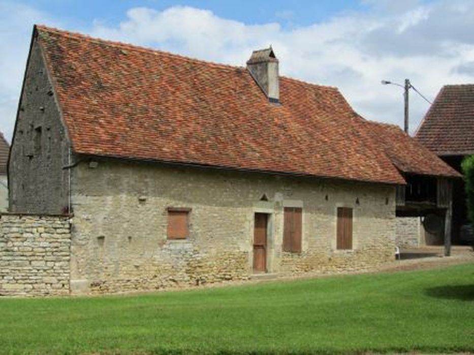 ancienne ferme, façade sud