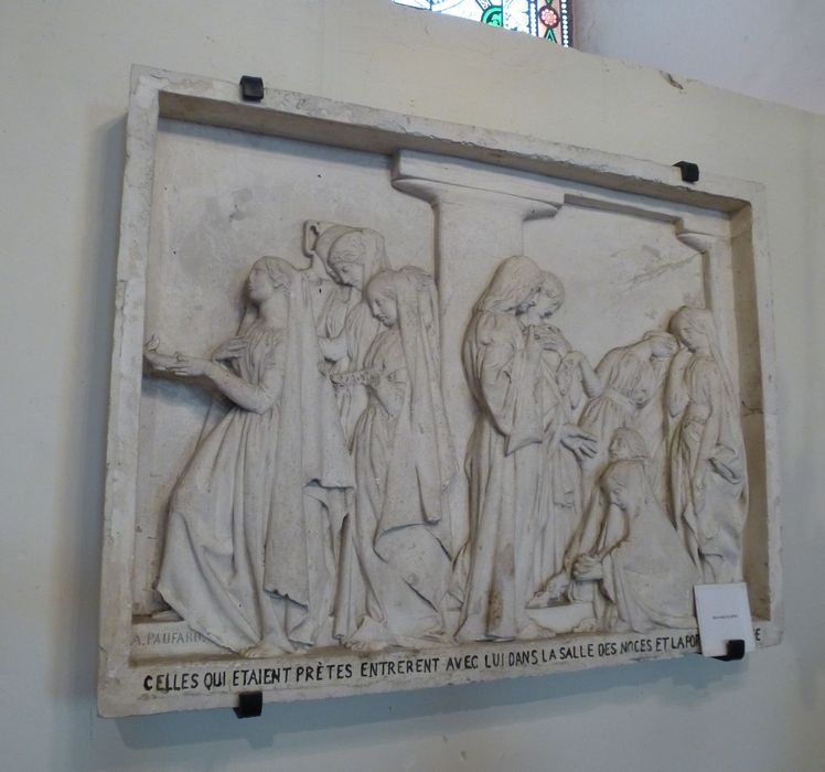bas-relief : Les Vierges sages