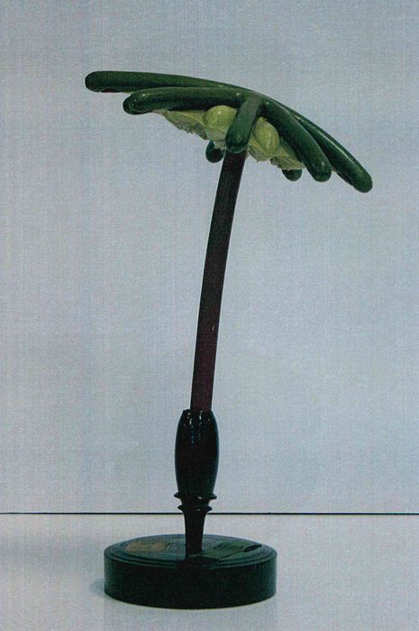 modèle de fleur articulé Brendel : hépatique des fontaines - © Ministère de la Culture (France), Direction Régionale des Affaires Culturelles de Bourgogne-Franche-Comté – Tous droits réservés