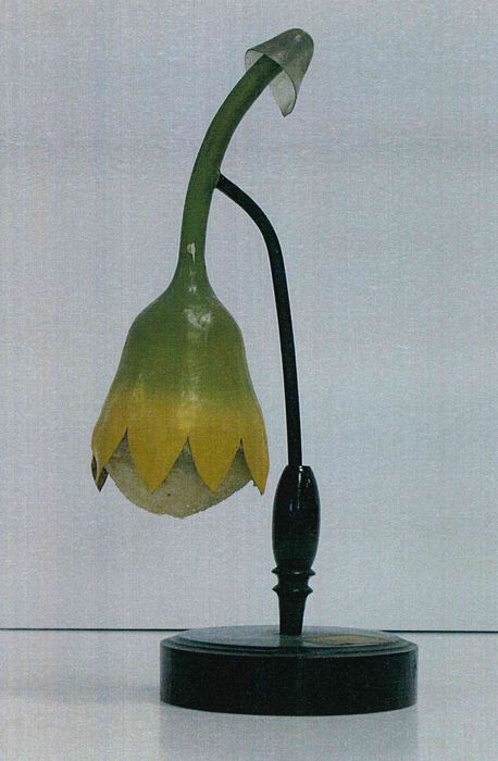 modèle de fleur articulé Brendel : hépatique des fontaines - © Ministère de la Culture (France), Direction Régionale des Affaires Culturelles de Bourgogne-Franche-Comté – Tous droits réservés