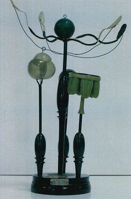 modèle de fleur articulé Brendel : prêle des champs - © Ministère de la Culture (France), Direction Régionale des Affaires Culturelles de Bourgogne-Franche-Comté – Tous droits réservés