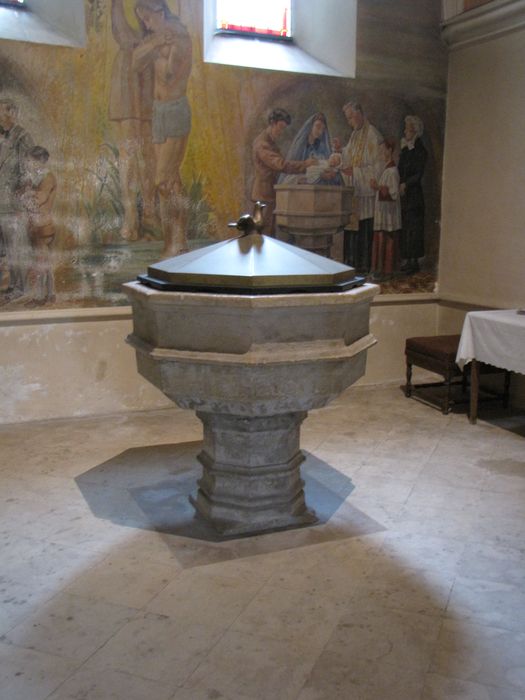 fonts baptismaux - © Ministère de la Culture (France), Direction Régionale des Affaires Culturelles de Bourgogne-Franche-Comté – Tous droits réservés 
