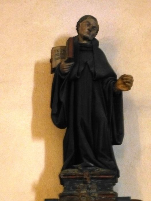 statue : saint Benoît