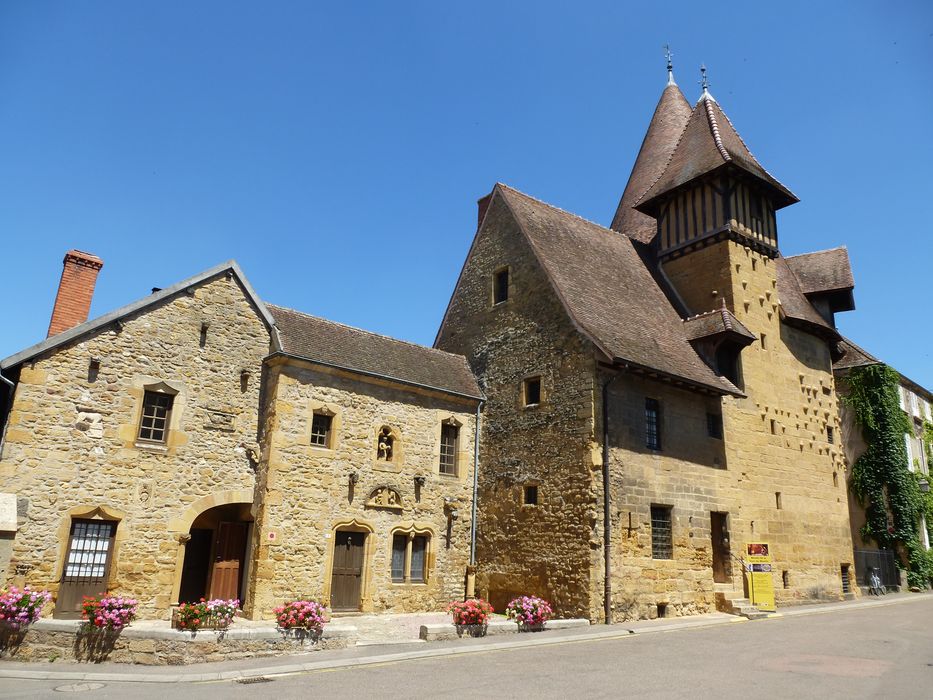 façade sur rue