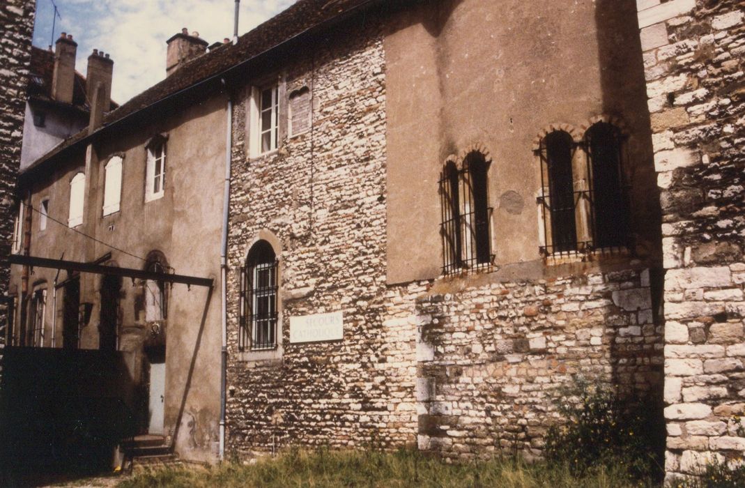 vue partielle des façades