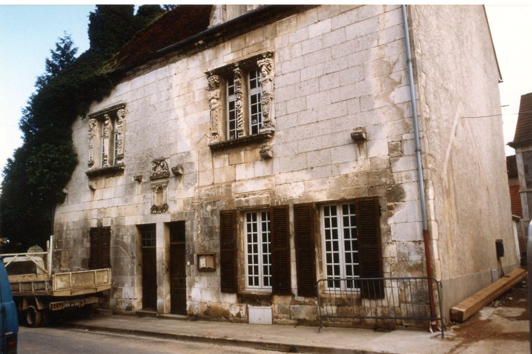 façade sur rue