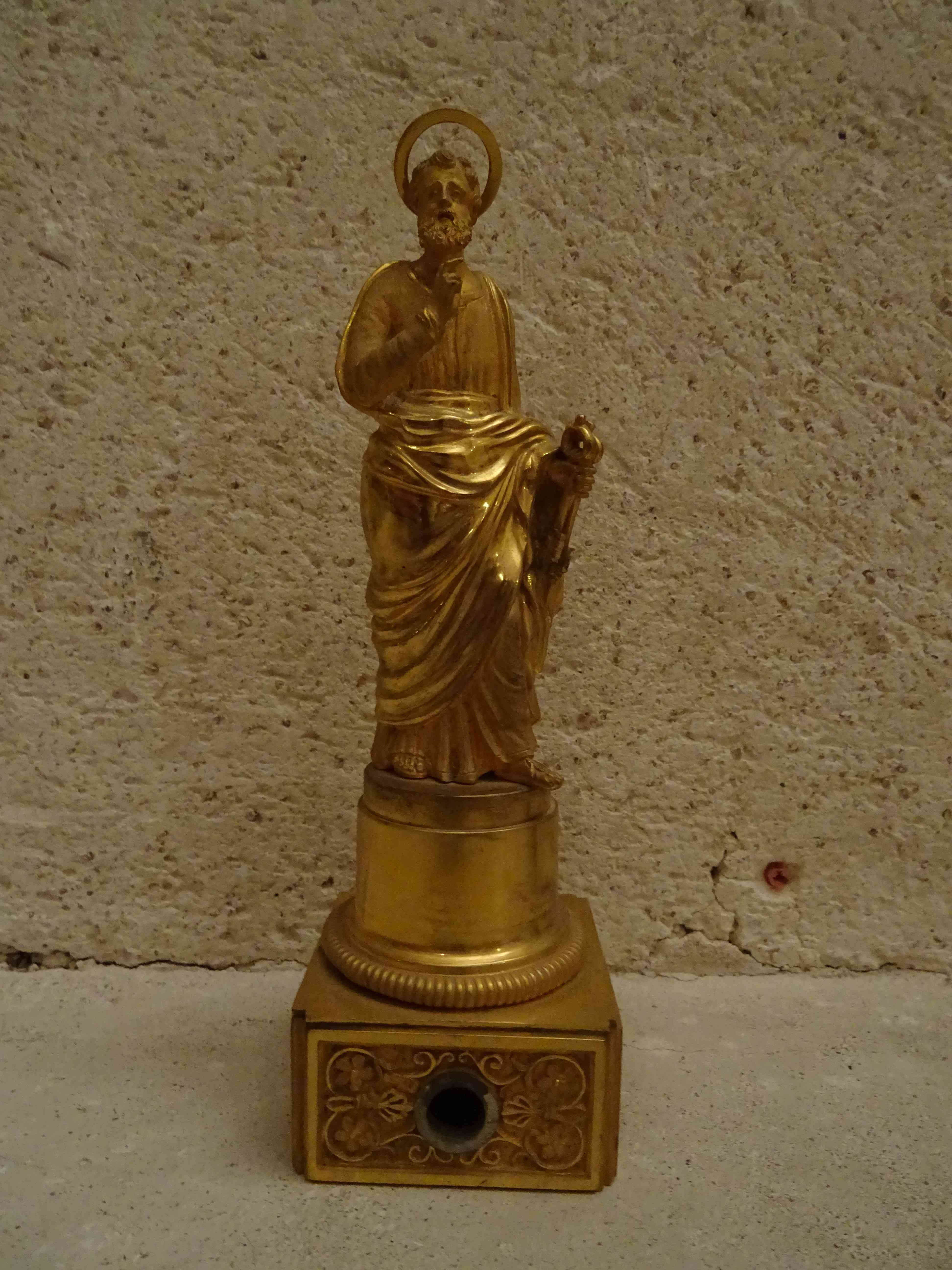 statuette de saint Pierre - © Ministère de la Culture (France), Direction Régionale des Affaires Culturelles de Bourgogne-Franche-Comté – Tous droits réservés