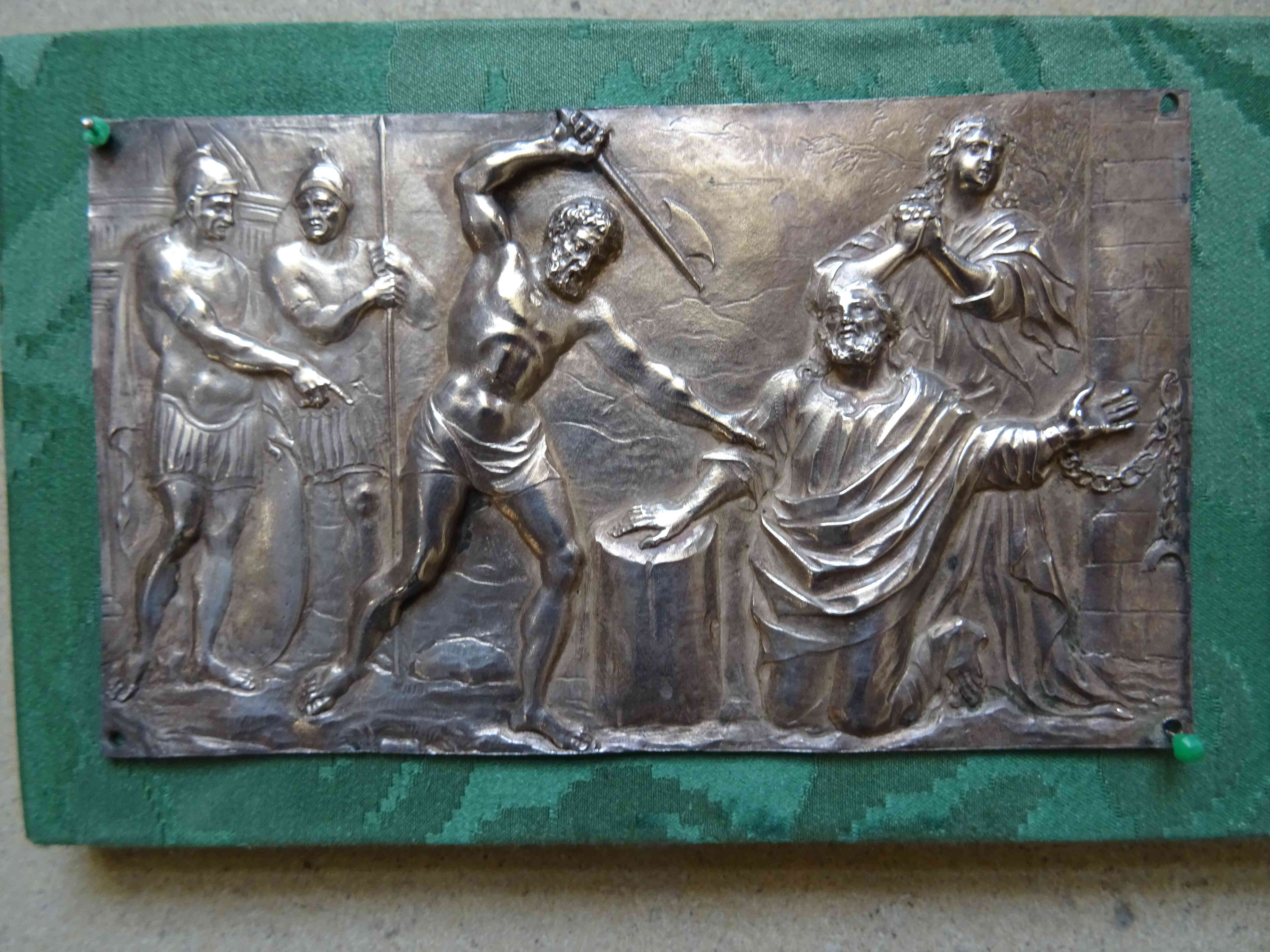 bas-relief : Martyre de saint Potentien - © Ministère de la Culture (France), Direction Régionale des Affaires Culturelles de Bourgogne-Franche-Comté – Tous droits réservés