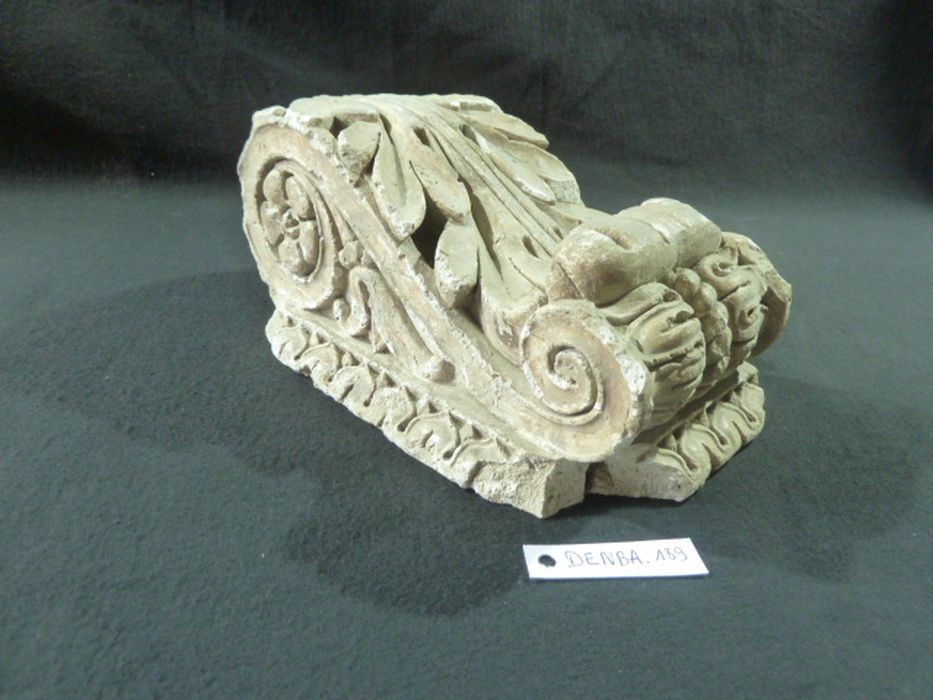 élément d'architecture : Console - © Ministère de la Culture (France), Direction Régionale des Affaires Culturelles de Bourgogne-Franche-Comté – Tous droits réservés