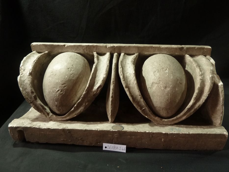 élément d'architecture : Oves - © Ministère de la Culture (France), Direction Régionale des Affaires Culturelles de Bourgogne-Franche-Comté – Tous droits réservés