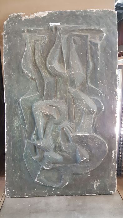 bas-relief abstrait - © Ministère de la Culture (France), Direction Régionale des Affaires Culturelles de Bourgogne-Franche-Comté – Tous droits réservés