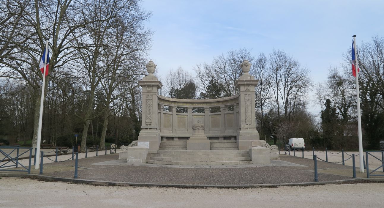 vue générale du monument