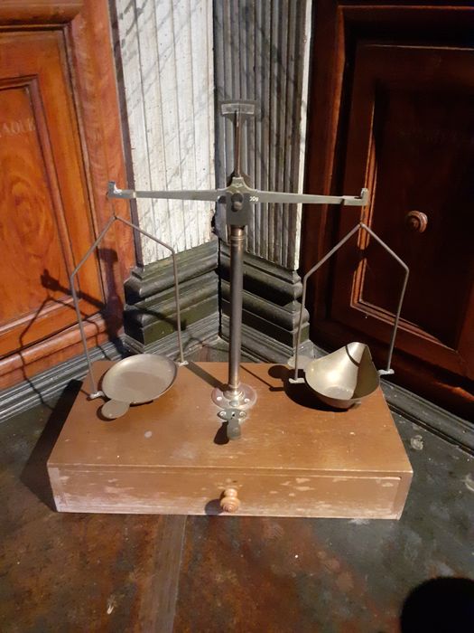Trébuchet de laboratoire