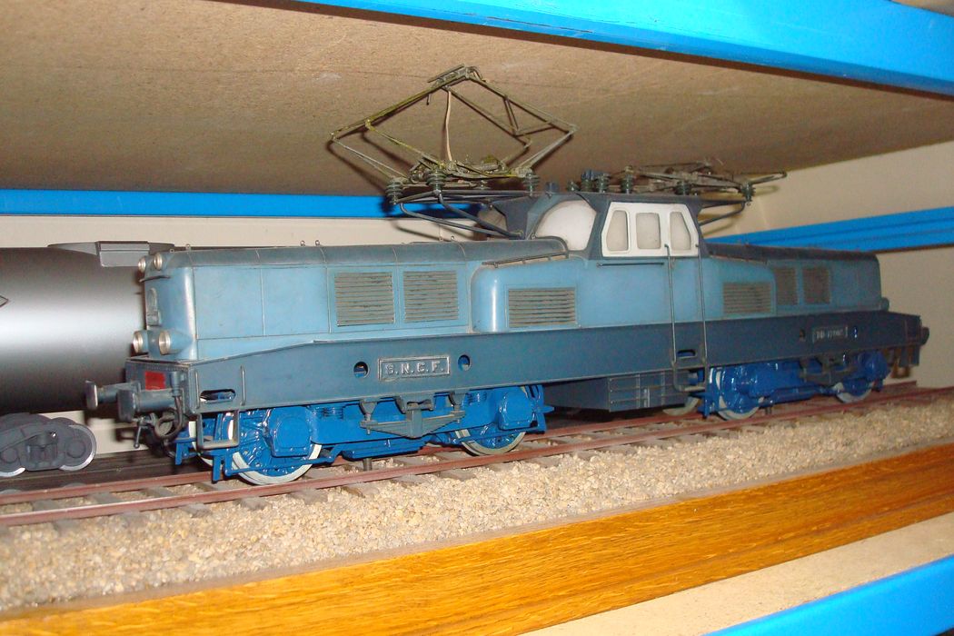 maquette de locomotive électrique (BB 12000)