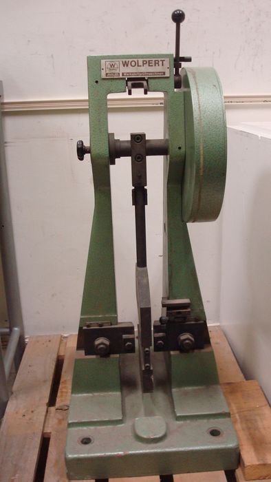mouton pendule - © Ministère de la Culture (France), Direction Régionale des Affaires Culturelles de Bourgogne-Franche-Comté ; Académie François Bourdon – Tous droits réservés