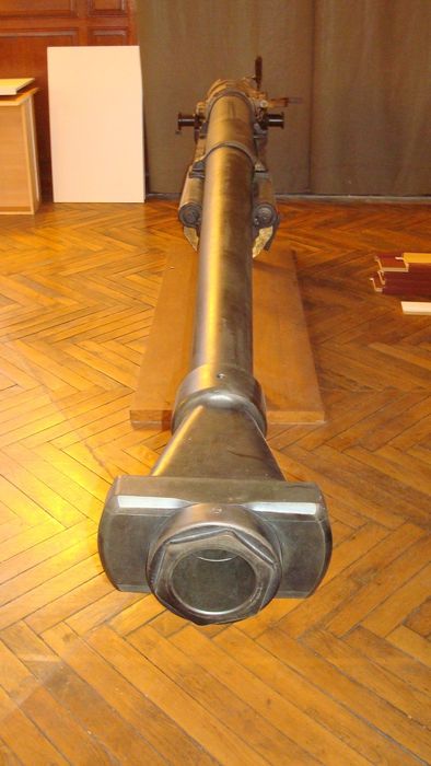 tube de canon de 75 mm - © Ministère de la Culture (France), Direction Régionale des Affaires Culturelles de Bourgogne-Franche-Comté ; Académie François Bourdon – Tous droits réservés