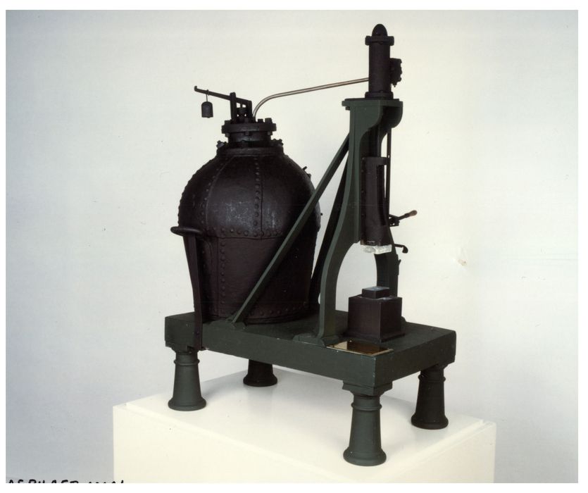 maquette pilon expérimental de François Bourdon - © Ministère de la Culture (France), Direction Régionale des Affaires Culturelles de Bourgogne-Franche-Comté ; Académie François Bourdon – Tous droits réservés