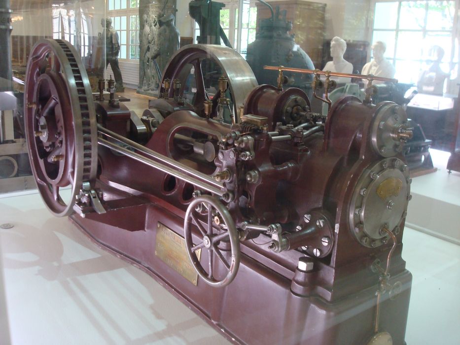 maquette d’une machine à vapeur 150 cv - © Ministère de la Culture (France), Direction Régionale des Affaires Culturelles de Bourgogne-Franche-Comté ; Académie François Bourdon – Tous droits réservés