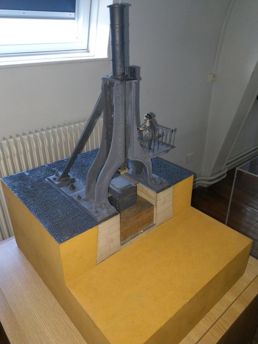 maquette du 1er marteau pilon de 2500 kg - © Ministère de la Culture (France), Direction Régionale des Affaires Culturelles de Bourgogne-Franche-Comté ; Académie François Bourdon – Tous droits réservés