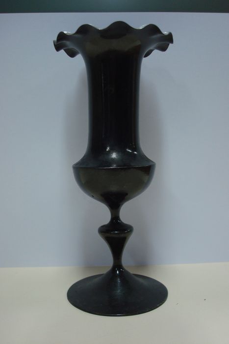 vase - © Ministère de la Culture (France), Direction Régionale des Affaires Culturelles de Bourgogne-Franche-Comté – Tous droits réservés
