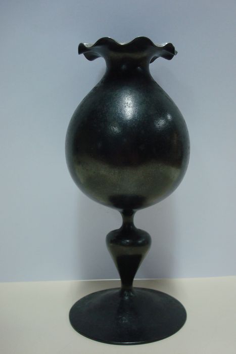 vase - © Ministère de la Culture (France), Direction Régionale des Affaires Culturelles de Bourgogne-Franche-Comté – Tous droits réservés