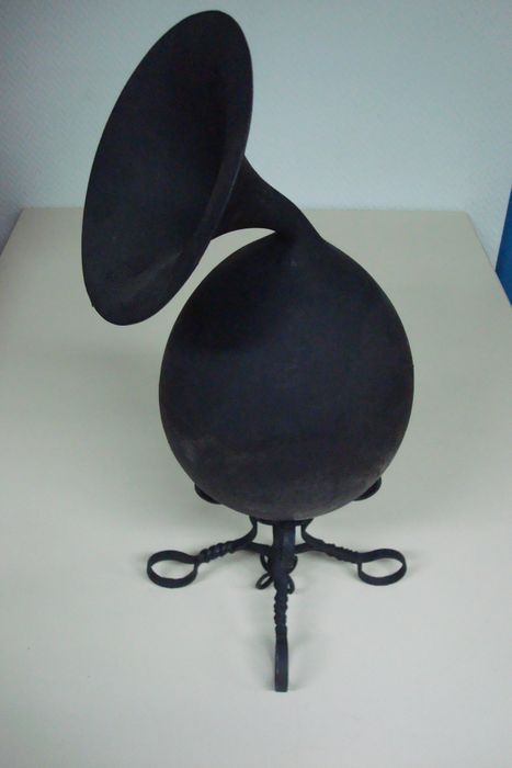 vase - © Ministère de la Culture (France), Direction Régionale des Affaires Culturelles de Bourgogne-Franche-Comté – Tous droits réservés