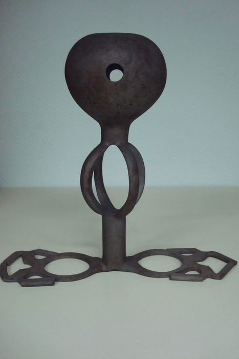 objet ferronné - © Ministère de la Culture (France), Direction Régionale des Affaires Culturelles de Bourgogne-Franche-Comté – Tous droits réservés