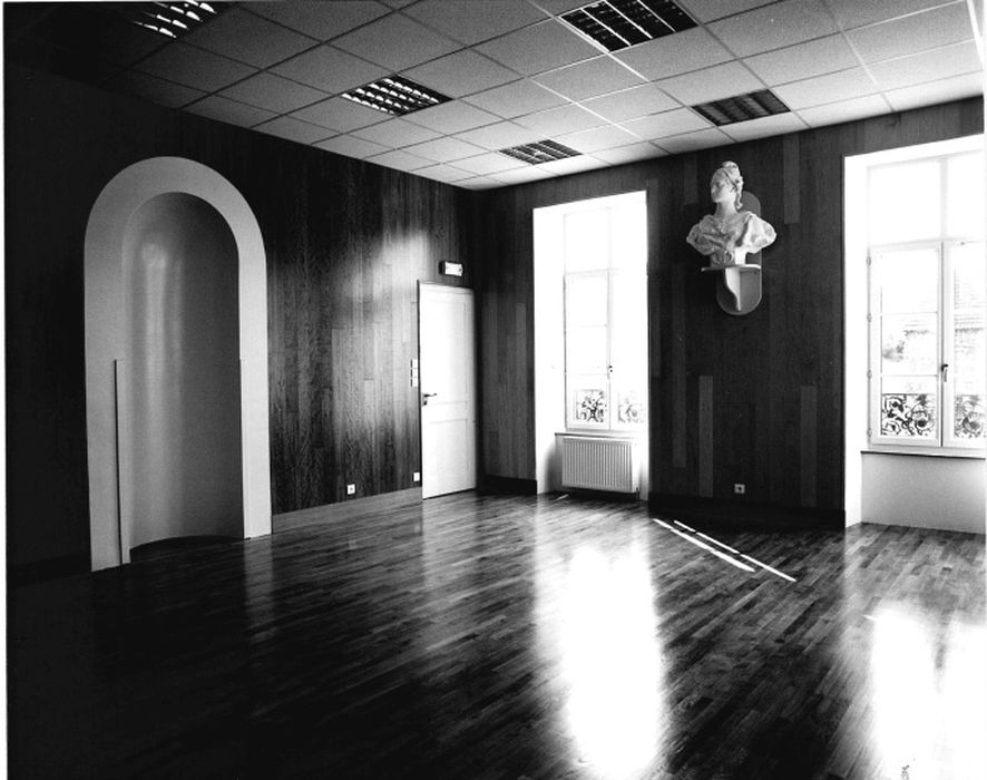 1er étage, salle ouest, salle du conseil 