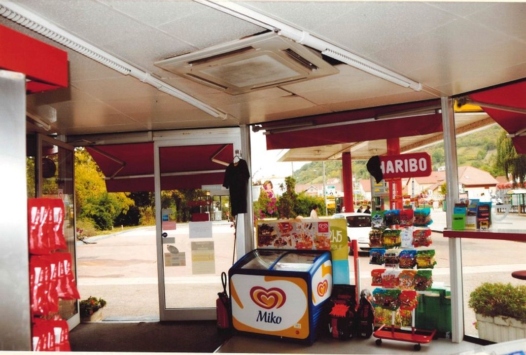 rotonde, rez-de-chaussée, boutique